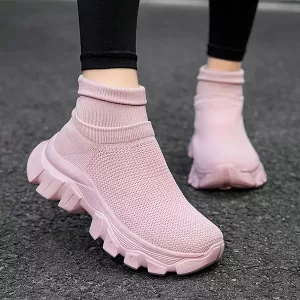 slip-on sneakers, fritidssneakers, socksneakers, sneakers med tjocka sulor, halkfria sneakers, mesh-sneakers, sneakers som andas